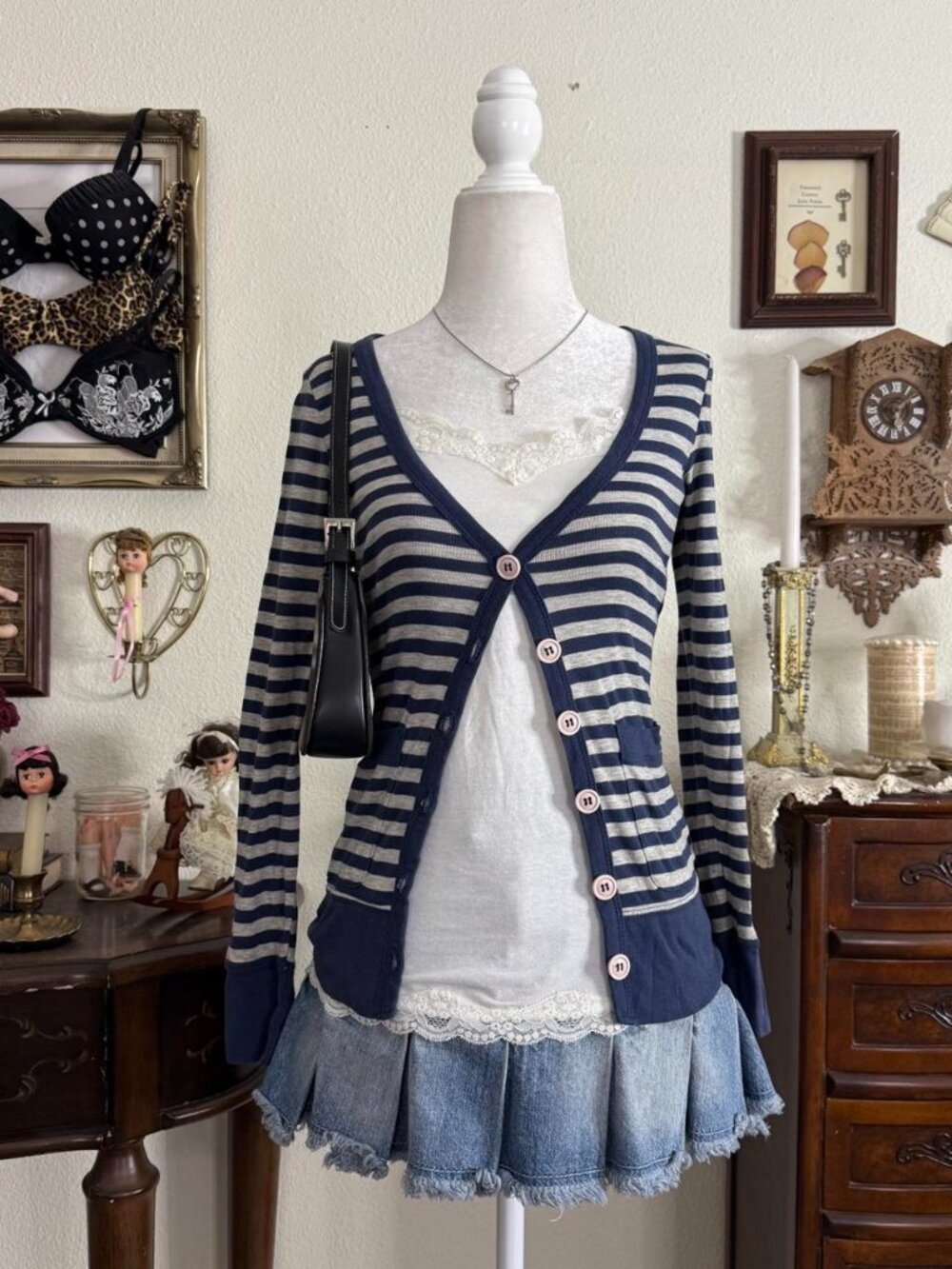 Y2k preppy girly grunge navy blue and grey striped cardigan w pockets